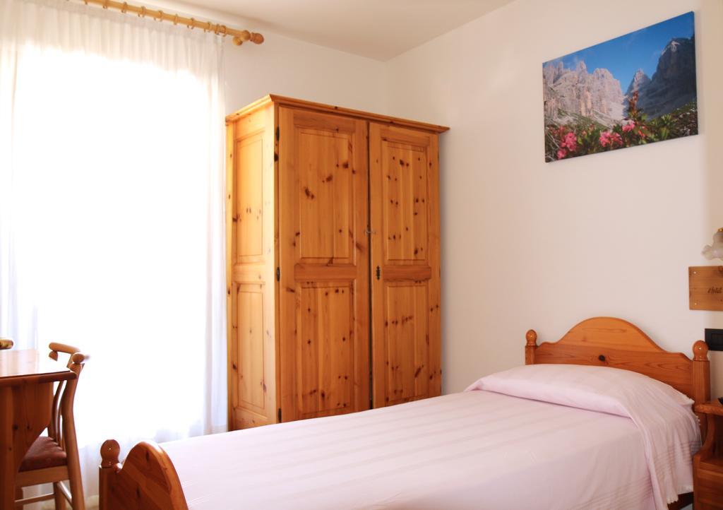 Hotel La Palu Пинцоло Экстерьер фото