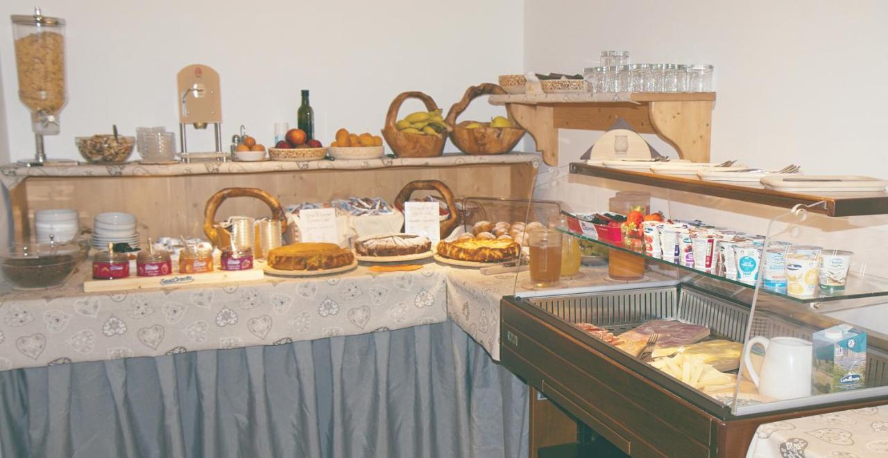 Hotel La Palu Пинцоло Экстерьер фото
